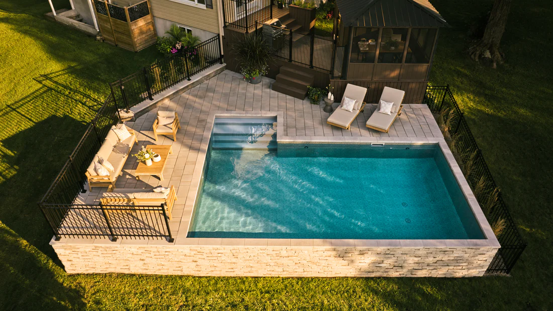 PrestigeExp-D-Futura-ToileAvignon15x27pi-2024-3